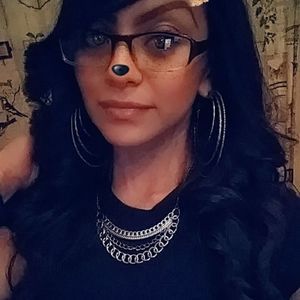 Meet your Posher, Aide